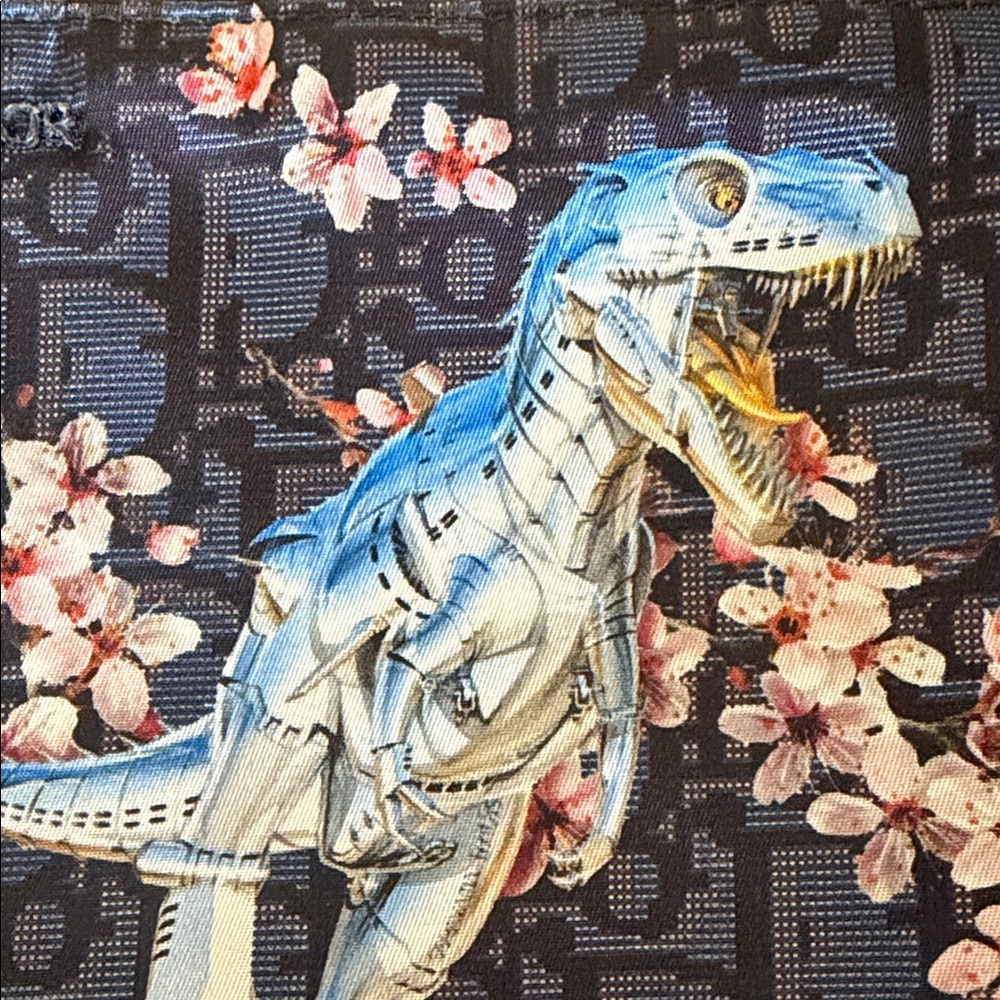 Christian Dior Homme x Hajime Sorayama dinosaur robot clutch/pouch with Box - Picture 4 of 11